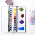 溫莎牛頓專業水彩24色半磚寫生鐵盒套裝W&N Professional Watercolour 24 Half Pan Lightweight Sketchers Box Set 溫莎牛頓專業水彩24色半磚寫生鐵盒套裝W&N Professional Watercolour 24 Half Pan Lightweight Sketchers Box Set
